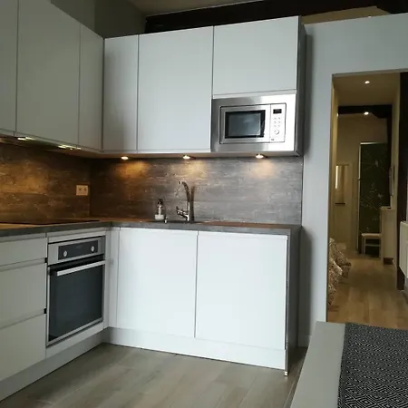 Amumaren Etxea Ebi01231 * Bermeo